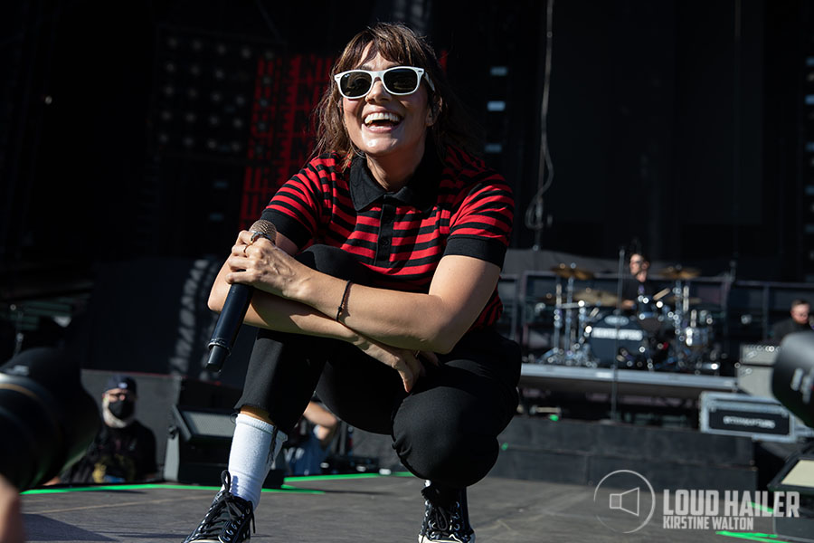 Fall Out Boy, Green Day, Weezer review: At Wrigley Field, Chicago pop punk  fans score a triple - Chicago Sun-Times