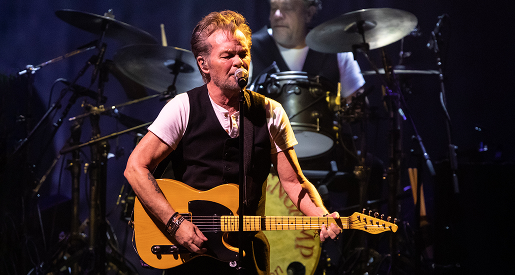 John Mellencamp at The Chicago Theatre in Chicago, IL - Loud Hailer ...